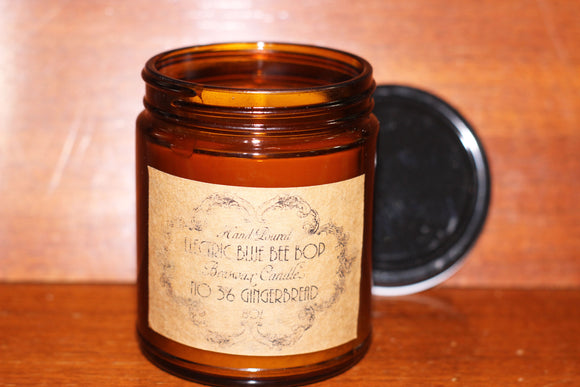 Hand poured pure beeswax candle with gingerbread scent